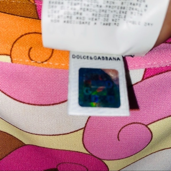 Dolce&Gabbana Psychedelic Layered Circa 70’s Pucci-esque
Retro Vintage Skirt - Picture 6 of 9